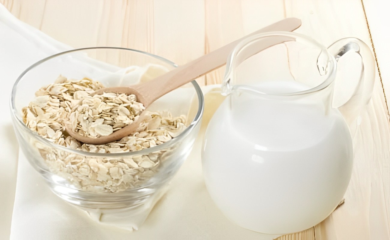 Oatmeal and Buttermilk-Home Remedies for Sun Tan Unbelievable DIYs to Get Summer Glowing Skin