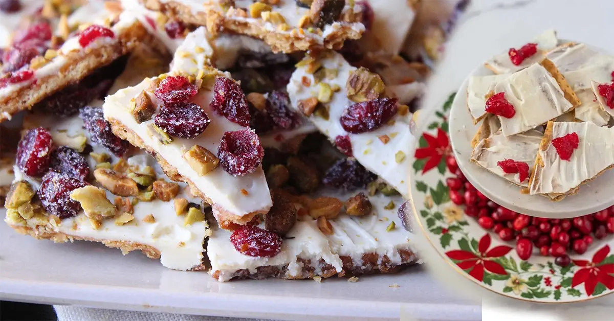 White Chocolate Cranberry Crack- Christmas Crack Recipe [5 Ingredients Only]